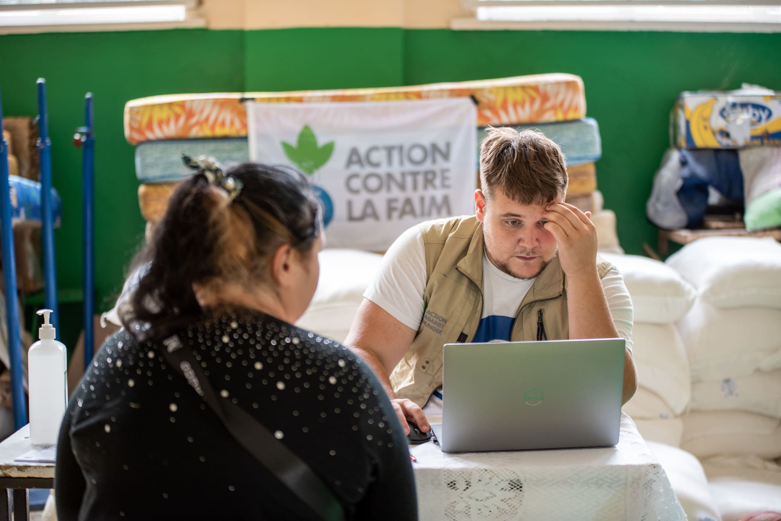 Ukraine cash distribution Chernivtsi